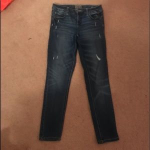 Dark jeans light rips (kids)